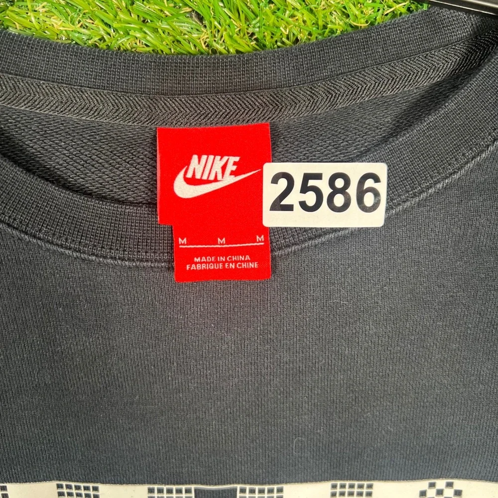 Nike NYC‎ Mens Black Graphic Crewneck Sweatshirt Zippered Pocket Size M